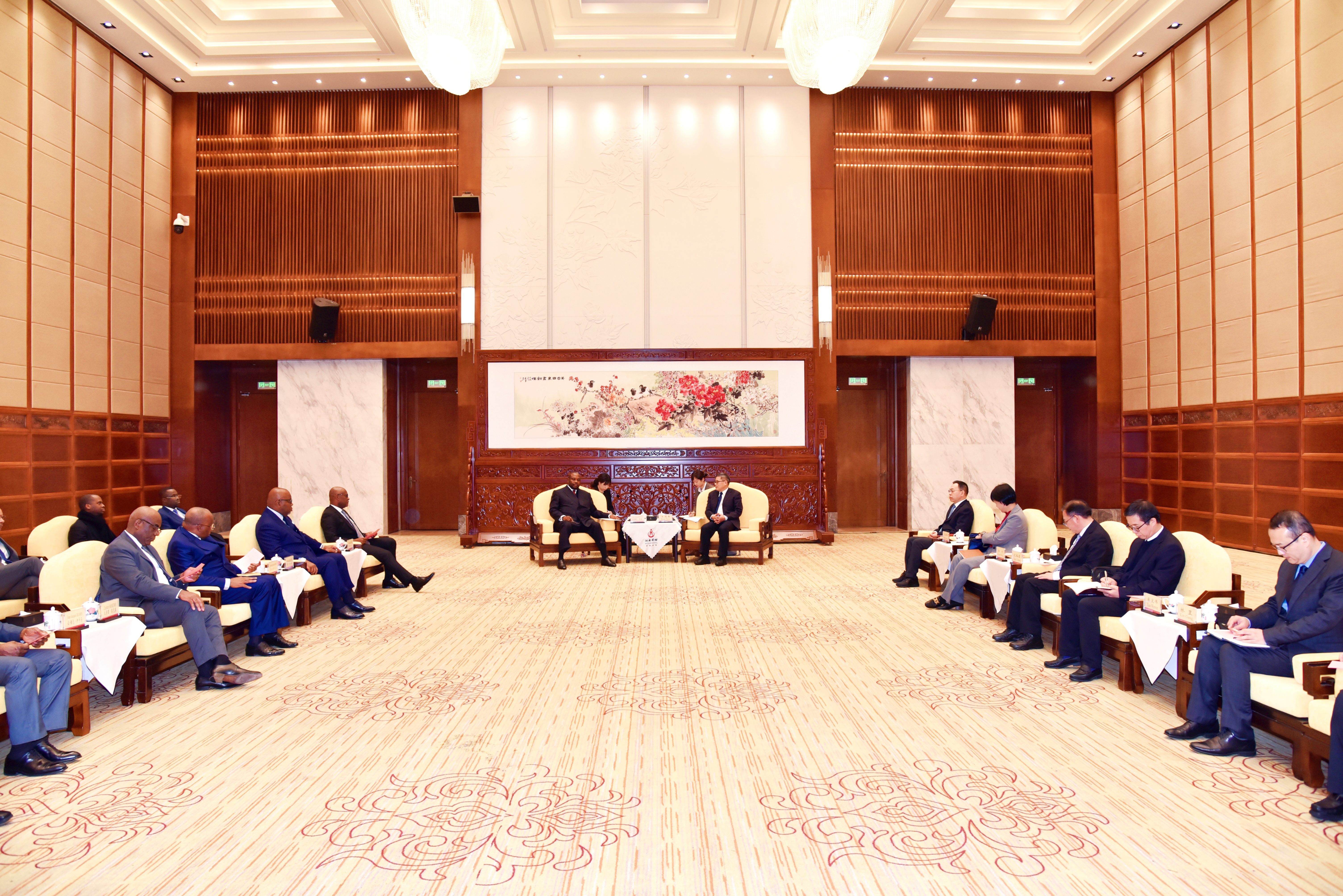 湖南建投集团与刚果共和国签署合作框架...